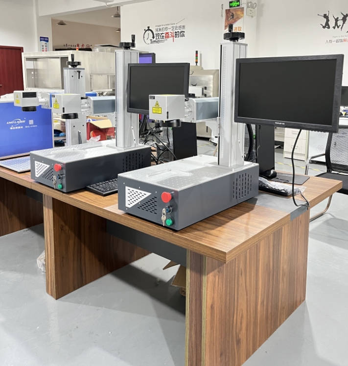 1718673619341247.jpg 桌面激光打標機.jpg